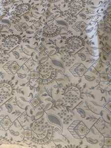 Tissu Jacquard Floral 100% Polyester Texture Shahi 58 Pouces – Tissu Décoratif Tissé pour Vêtements de Mode, Tapisserie et Décoration Intérieure - Product Image 4