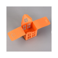 Boîtes en carton blanc en forme de maison triangulaire avec impression de logo personnalisée pour emballages alimentaires, chocolats, bonbons, cadeaux