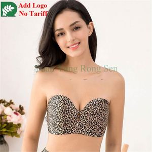 Sujetador Invisible de Silicona sin Tirantes con Efecto Push-Up, Marca Cupone Piece - Product Image 3
