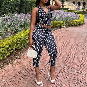 <span class=keywords><strong>Ensemble</strong></span> 2 pièces dos nu à pois <span class=keywords><strong>pour</strong></span> femme, débardeur à col en V avec appliques et lacets, et <span class=keywords><strong>pantalon</strong></span> capri - Product Image 2