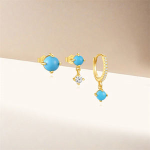 Nouveauté : Boucles d'oreilles clous en or 18 carats avec turquoise (lot de 3) et boucles d'oreilles créoles tendance en argent 925 - Product Image 3