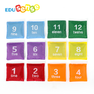 Usine <span class=keywords><strong>de</strong></span> sacs <span class=keywords><strong>de</strong></span> sable sensoriels colorés pour adultes en coton Oxford logo personnalisé jeux <span class=keywords><strong>de</strong></span> <span class=keywords><strong>lancer</strong></span> en plein air jouant au sac <span class=keywords><strong>de</strong></span> fèves avec des jouets <span class=keywords><strong>de</strong></span> sable Montessori - Product Image 6