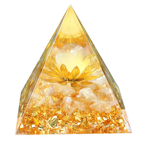 <b>Crystal</b> <b>Chip</b> Pyramid Resin Epoxy Craft Desktop Ornament Floral Design Home Decoration Artistic Gift - Product Image 5