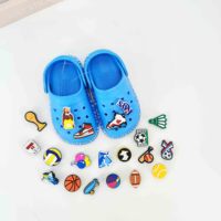 Vente directe d'usine 3D vente en gros PVC Baseball astronaute série chaussures de sport breloques décorations de chaussures pour adultes divers styles de jeu