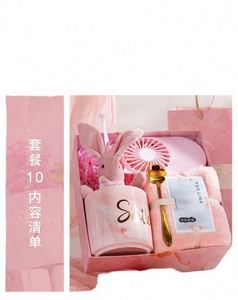 Hot Selling Pink Paper Flower Thematic <b>Gift</b> Set <b>for</b> Woman Promotional Multipurpose New Year Mother's Day <b>Gifts</b> Silk Screen - Product Image 1
