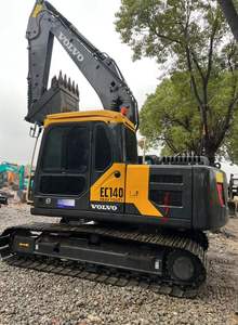 Excavatrice lourde Volvo Ec140 avec godet de terrassement, capacité 15 tonnes, poids en ordre de marche - Product Image 1