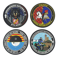 Fabricant de patchs en PVC, vente en gros, logo 3D personnalisé en relief, accessoires de vêtements en vrac, patchs en caoutchouc souple en PVC de silicone pour vêtements