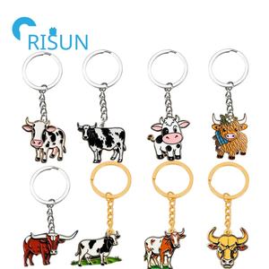 Personalizado esmalte dibujos animados Animal cinturón Galloway ordeño <span class=keywords><strong>Holstein</strong></span> vaca Llavero Longhorn <span class=keywords><strong>ganado</strong></span> Toro vaca colgante llavero - Product Image 1