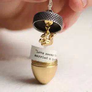 Creative Stainless Steel Open And Close Acorn Squirrel Propose Marriage Box Gift Romantic Literary Smear Vintage Necklace