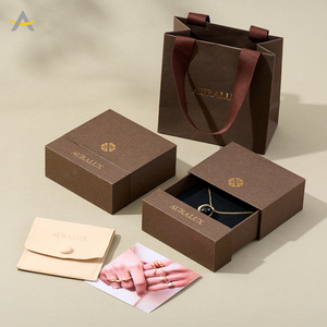 Scatola <span class=keywords><strong>Portagioie</strong></span> Auralux con Cassetto in Carta Ecologica e Logo Personalizzato per Collane, Bracciali, Anelli e Orecchini - Product Image 1