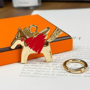 Breloque de sac en métal poli motif cheval, porte-clés poney argenté de luxe, élégant porte-clés de voiture, décoration de sac, cadeau pour elle - Product Image 2