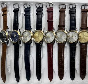 Nouvelle Montre Homme à Quartz 2026 avec Fonction Calendrier, Cadran en Verre au Design Antique, Idéale pour les Occasions Professionnelles et Décontractées, Élégante, Polyvalente et Luxueuse - Product Image 4