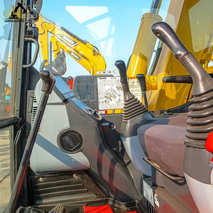 Excavadora usada Komatsu PC70 para proyectos pequeños Altamente eficiente con bajo consumo de combustible y fácil mantenimiento - Product Image 5