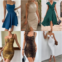Vêtements de Mode en Gros Assortis pour Femmes, Robes et Hauts Grande Taille, Fournisseur d'Assortiments et Balles en Vrac pour Boutiques