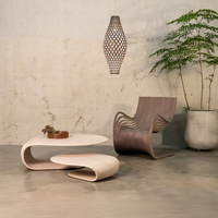 Table basse en bois au design incurvé, idéale pour les coins détente, les pauses café, les meubles de maison et les zones de réception