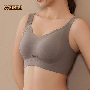 Vente <span class=keywords><strong>en</strong></span> gros 34 36 38 40 <span class=keywords><strong>42</strong></span> 44DE Soutien-gorge sans fil à bonnets larges Soutien-gorge souple froncé Push up grande <span class=keywords><strong>taille</strong></span> pour femmes - Product Image 2