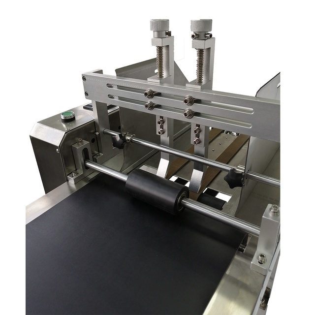Adjustable Speed Conveyor Automatic Paging Machine Type Plastic Bag Card Friction Feeder Belt Integrated Paging Machine