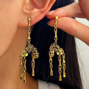 Juego de pendientes colgantes de esqueleto móvil, estilo vintage, dorados, góticos oscuros, largos, para Halloween, joyería de oreja con personalidad para festivales - Product Image 4