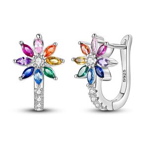 Boucles d'oreilles clous en argent 925 plaqué or de luxe avec zircon pour femme - Certifiées GDTC, cadeau idéal pour mariage, anniversaire et soirée - Product Image 6