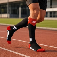 Chaussettes de football personnalisées avec logo, chaussettes de compression respirantes antidérapantes avec semelle rembourrée