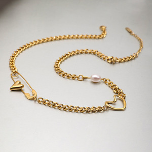 Collar de perlas de acero inoxidable con dije de clip para regalo - Product Image 2