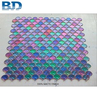 Tuile de mosaïque en verre marocain à effet écaille de poisson, finition brillante mate irisée bleu vert arc-en-ciel, pour crédence de salle de bain et décoration murale de cuisine