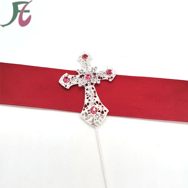 Sliver with pink stone