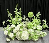 Arrangement floral de mariage réaliste en roses et hortensias 3D en soie, centre de table floral fait main pour la décoration de scène d'événements et de fêtes