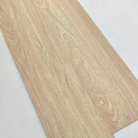 Suelo Vinílico de PVC SPC Resistente al Agua y Duradero al por Mayor para Guarderías, Hospitales, Viviendas y Uso Médico en Interiores