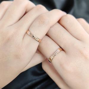 영원히 새겨진 Abiding 성격 LOVER LOVER 로즈 골드 도금 실험실 생성 다이아몬드 커플 밴드 반지 이름 조각 커플 링 - Product Image 6