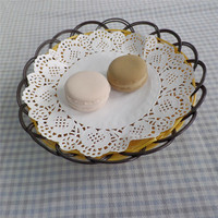 Napperons en papier jetables de 3,5 pouces, napperons en dentelle pour la décoration de gâteaux, la décoration alimentaire, la table de fête
