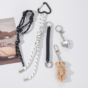 AM Miu série sac pendentif clé ours poupée pendentif décoration cartable voiture suspendu corde haut de gamme <span class=keywords><strong>porte</strong></span>-clés <span class=keywords><strong>coeur</strong></span> accessoire - Product Image 4