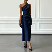 Robe élégante sans manches à taille haute et coupe ajustée en polyester doré uni pour les occasions d'automne, emballage personnalisé en gros