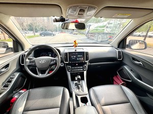 Auto Usata 2018 <span class=keywords><strong>Hyundai</strong></span> <span class=keywords><strong>Ix35</strong></span> 2.0GLS 2WD Edizione Smart and Brave--Enjoy, Prestazioni Efficienti e Potenti, Esterno Bianco, SUV Affidabile - Product Image 6