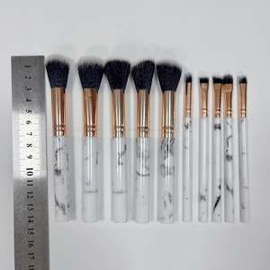 Ensemble de pinceaux de maquillage professionnels en pierres précieuses naturelles <span class=keywords><strong>Kabuki</strong></span>, <span class=keywords><strong>pas</strong></span> <span class=keywords><strong>cher</strong></span>, 10 pièces, manche en marbre, pinceaux de maquillage avec étui - Product Image 2