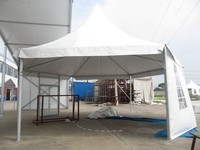 Nouvelle Tente de Réception Hexagonale Design Tendance / Chapiteau Octogonal avec Toile PVC Ignifuge Quatre Saisons et Construction Modulaire