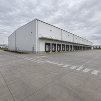 Entrepôt à structure personnalisée, durable, résistant à la corrosion, atelier métallique, stockage logistique, bâtiment durable