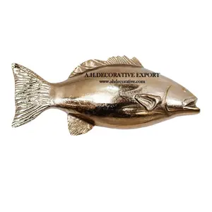 Gouden Antieke Vis Moderne Art Sculptuur Voor Tafel Hoge Kwaliteit Metalen Dier Sculptuur Voor Bureau