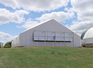 Invernadero Agrícola de Gran Tamaño, Totalmente Automatizado, de Una Sola Vía, con Doble Capa de Película de Privación de Luz, Material de Acero y PE, con Sistema de Refrigeración - Product Image 4