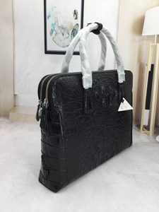 Porte-documents pour ordinateur portable en cuir de crocodile véritable |   Sac à bandoulière pour voyages d'affaires de 14 pouces |   Sac messager de luxe en peau de crocodile pour homme - Product Image 6
