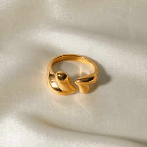 Yueli Heart 18K Gold PVD Plated Stainless <b>Steel</b> <b>Ring</b> Women's Fashion Jewelry Gift Made in Yiwu - Product Image 4