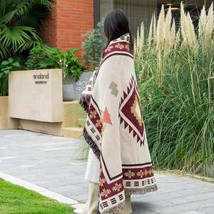 بطانية منسوجة بنمط هندسي على الطراز البوهيمي، 70% بوليستر و30% قطن، مع خدمة تخصيص سريعة للنسيج - Product Image 3