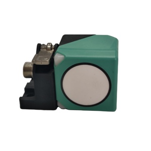 Sensore di distanza a ultrasuoni con tappo e gioco cubico a testa girevole 2M 3M - Product Image 1