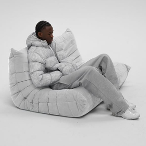 Custom Hooded Puffer Jacket Warm Outdoor Bubble Coat Baggy Fit Winter Men's Shiny Down Jacket - Product Image 5