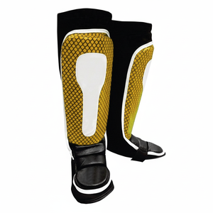 Protège-jambes en cuir brillant, fait sur mesure, de haute qualité, pour le combat, les Arts martiaux et la formation - Product Image 1