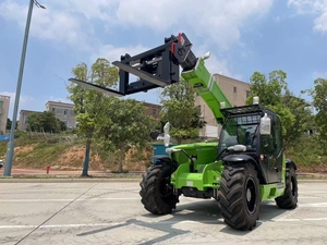 Nouveau transpalette télescopique 4 tonnes, hauteur de levage 7/10/14 m, chargeur télescopique 4x4 multifonction pour travaux de chargement et de levage en hauteur - Product Image 2