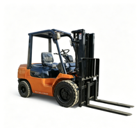 Chariot élévateur diesel japonais d'occasion de 5 tonnes 8F avec déplaceur latéral hydraulique, mât à 3 sections (hauteur 4,5 m), pneus pleins - Très rentable