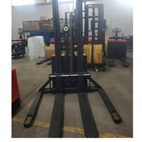Vente flash ELES15E Transpalette électrique 15 tonnes 45M 5M Hauteur de levage avec pattes écartées Adapté à la manutention de palettes à double niveau