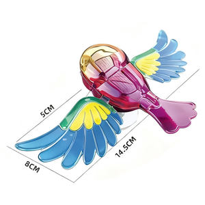 Adorno Exterior de Coche con Diseño de Pájaro Volador, Decoración de Plástico para Espejo Retrovisor y Techo, Juguete Novedoso - Product Image 3