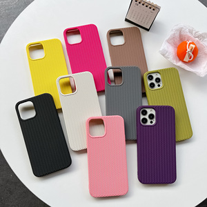 Funda de teléfono de silicona TPU suave a prueba de golpes de color sólido caramelo al por mayor para <span class=keywords><strong>iPhone</strong></span> 11 12 13 14 Pro Max 7 8 Plus X XR XS - Product Image 1
